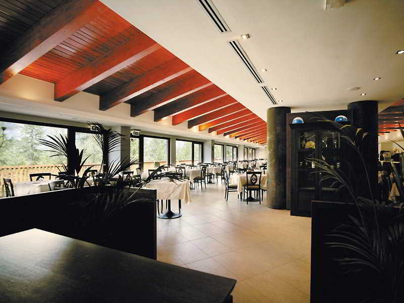 Hotel Sansicario Majestic Césane Extérieur photo