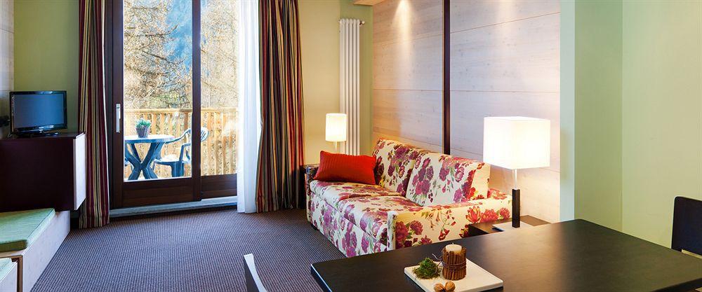 Hotel Sansicario Majestic Césane Extérieur photo