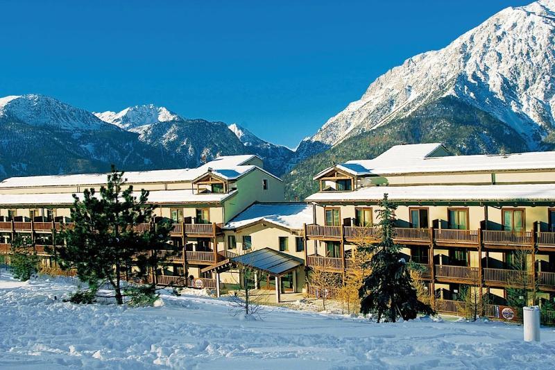 Hotel Sansicario Majestic Césane Extérieur photo